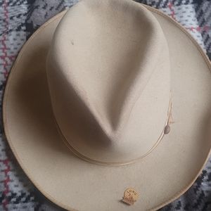 1950's  Sttson  3 x beaver hat from the Wiesel Co. Tuscaloosa, Alabama